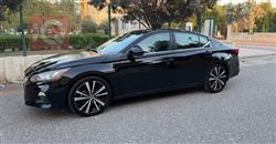 نيسان ألتيما